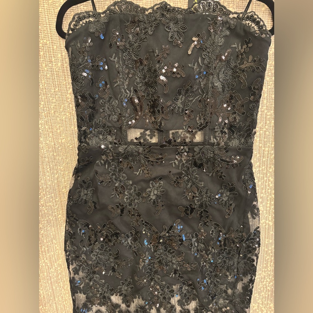 Alice + Olivia Black Lace Dress - Picture 10 of 13